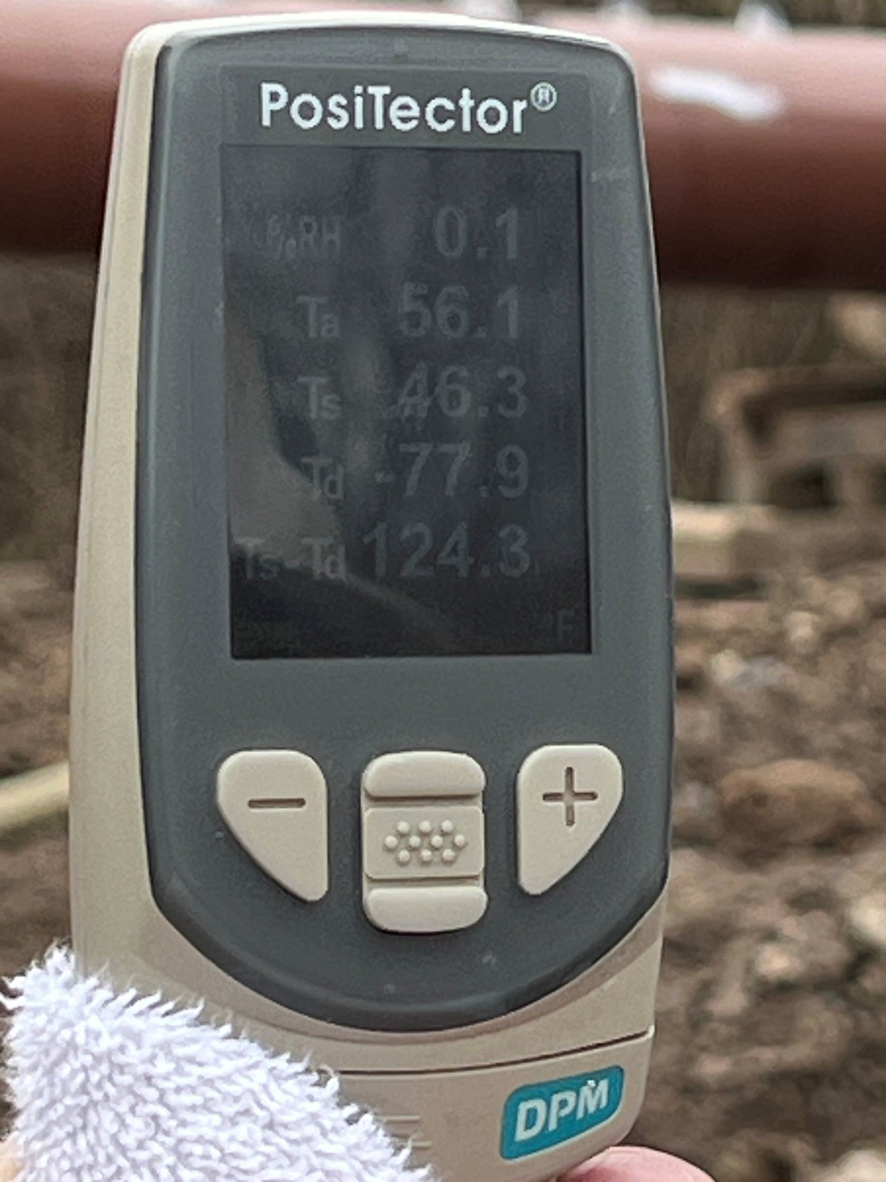 Dew point meter reading minus 77.9 degrees Fahrenheit after a nitrogen dry
