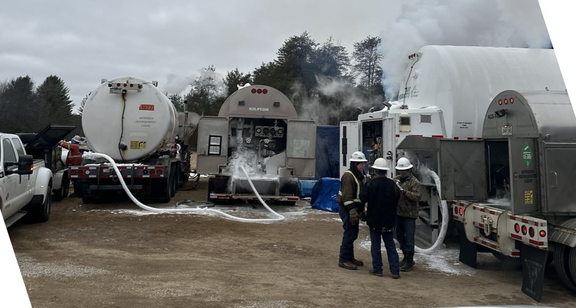 Transport and testing unit rigged in with vapor rolling off the connection